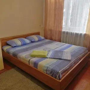 Квартира возле Индустриального моста, НАУ Киев